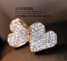 小Z外貿(mào)飾品鋪?zhàn)?歐美復(fù)古與韓國水晶飾品的時(shí)尚殿堂